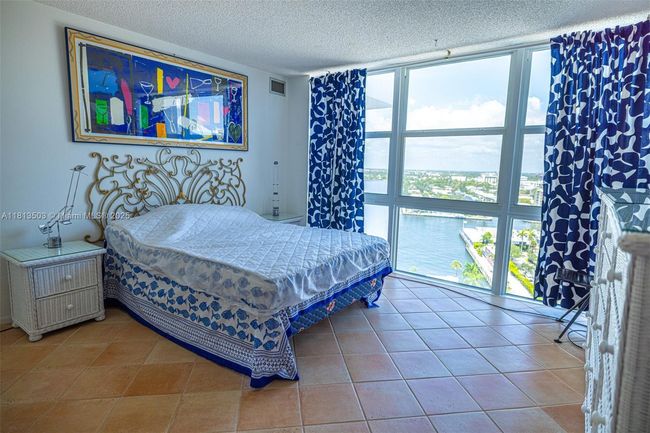 APT-1809 - 2841 N Ocean Blvd, Condo with 2 bedrooms, 2 bathrooms and null parking in Fort Lauderdale FL | Image 13