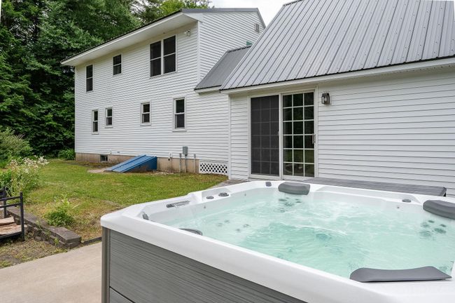 17 Pine Meadow Dr, House other with 3 bedrooms, 2 bathrooms and null parking in North Berwick ME | Image 33