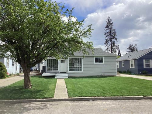 1028 E 40th Ave, Spokane, WA, 99203-2910 | Card Image
