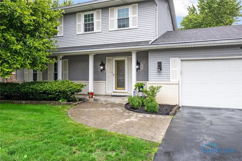 6444 Antoinette Ln, Maumee, OH, 43537-1205 | Card Image