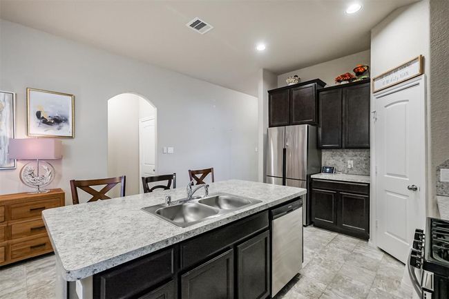 3415 Hughes Meadow Way, House other with 4 bedrooms, 3 bathrooms and 2 parking in Richmond TX | Image 5