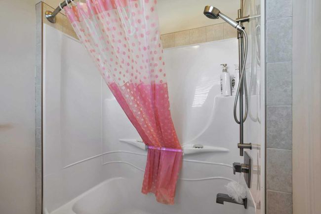18 Overand Pl, House other with 6 bedrooms, 6 bathrooms and 4 parking in Red Deer AB | Image 28