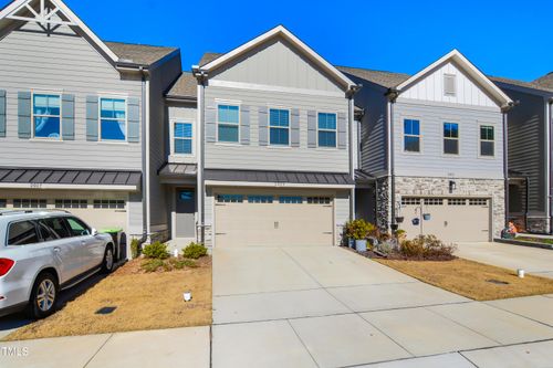 2029 Maggie Valley Dr, Apex, NC, 27502-7076 | Card Image