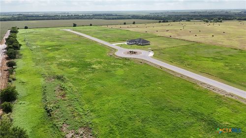 110 Pr 711, Lott, TX, 76632 | Card Image