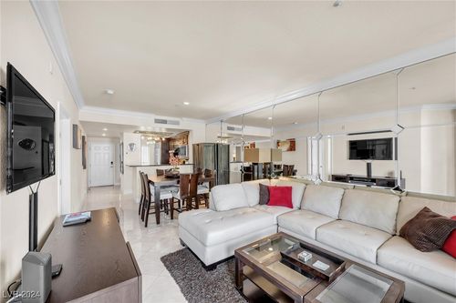 223-230 E Flamingo Road, Las Vegas, NV, 89169 | Card Image