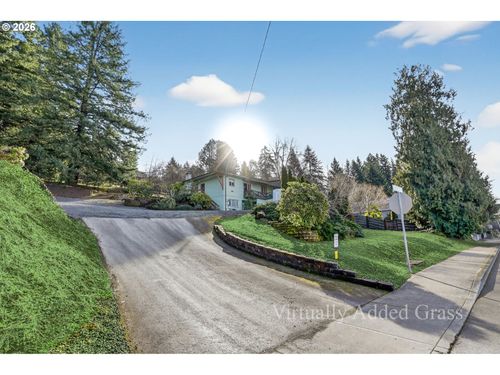 186 Ne Shafford St, Estacada, OR, 97023-9407 | Card Image