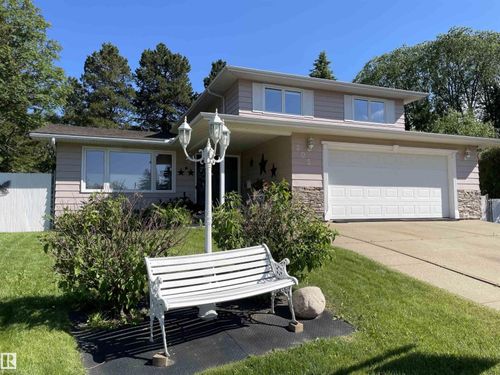 205 Manor Crt, Sherwood Park, AB, T8A0S8 | Card Image