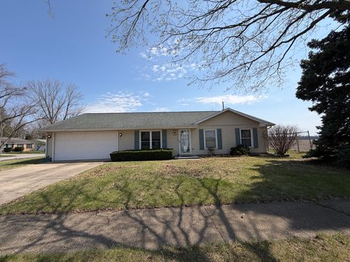 1002 Goldenview Dr, Champaign, IL, 61821-4023 | Card Image