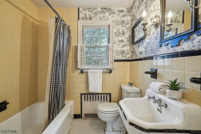 17 E Main St, House other with 4 bedrooms, 2 bathrooms and null parking in Mendham Twp NJ | Image 22