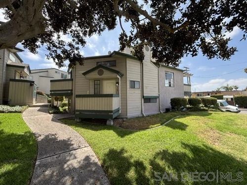 4751 Lamont St, San Diego, CA, 92109-3420 | Card Image