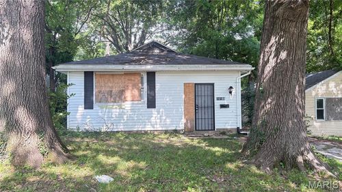 10188 Count Dr, Saint Louis, MO, 63136-5563 | Card Image