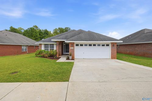 284 Shadow Ct Sw, Huntsville, AL, 35824-2536 | Card Image