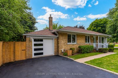 223 Epsom Downs Dr, House other with 3 bedrooms, 2 bathrooms and 5 parking in North York ON | Image 3