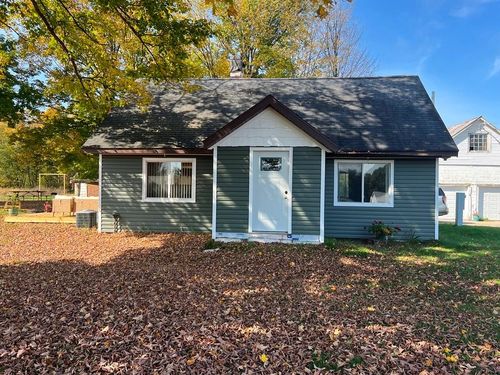 N7961 Mohheconnuck Rd, Bowler, WI, 54416-9461 | Card Image