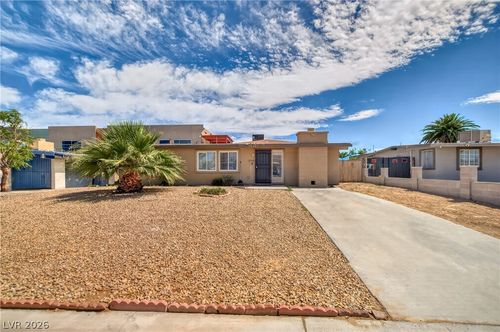 1617 Flower Ave, North Las Vegas, NV, 89030-7157 | Card Image