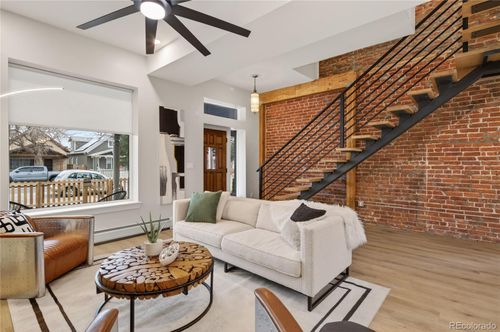 926 Lipan St, Denver, CO, 80204-3912 | Card Image