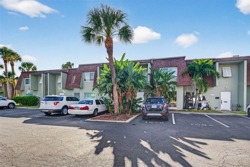 1578 70th St N, St Petersburg, FL, 33710-5338 | Card Image