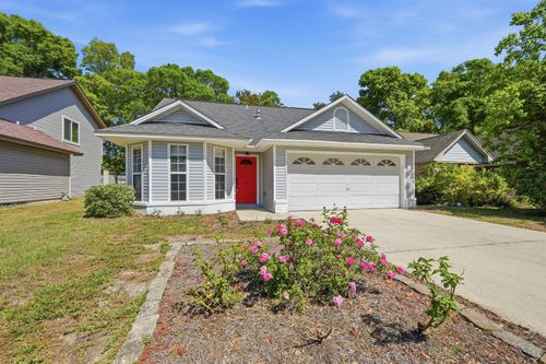 176 Wright Cir, Niceville, FL, 32578-4230 | Card Image
