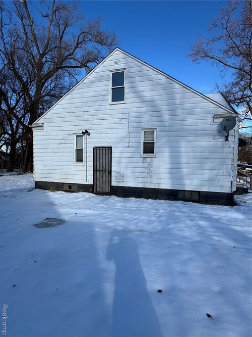 13557 Faust Ave, Detroit, MI, 48223-3503 | Card Image