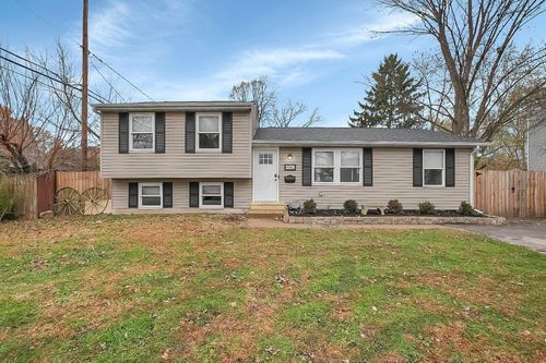 4940 Brewster Dr, Columbus, OH, 43232-6297 | Card Image