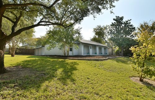 7204 Hartnell Dr, Austin, TX, 78723-1519 | Card Image