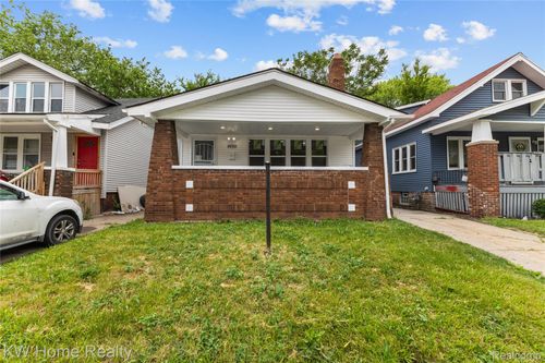 2452 Fullerton St, Detroit, MI, 48238-3521 | Card Image