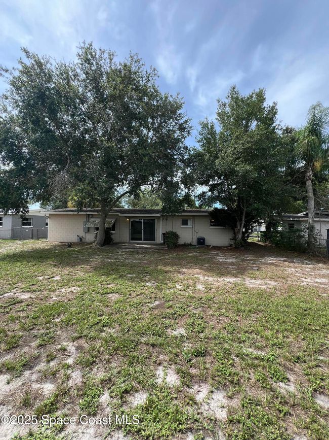 2010 Ivy Dr, House other with 3 bedrooms, 2 bathrooms and null parking in Cocoa FL | Image 23