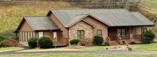 105 Highway 190, Pineville, KY, 40977-8616 | Card Image