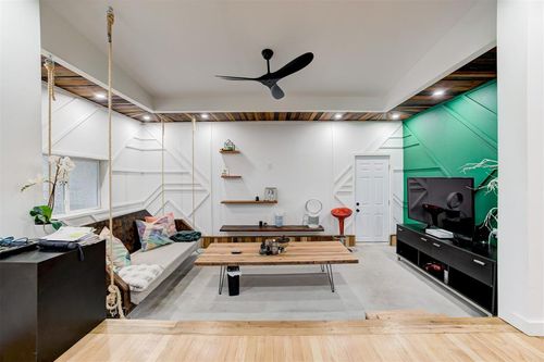 2337 Nw 36th St, Oklahoma City, OK, 73112-7841 | Card Image