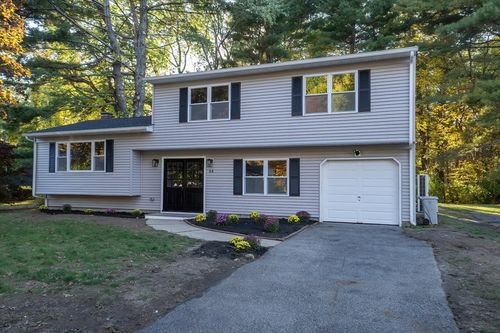 54 Westfield Dr, Holliston, MA, 01746-1713 | Card Image