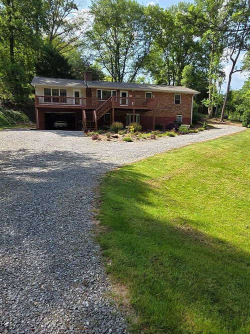 208 Ledford Chapel Rd, Hayesville, NC, 28904-9589 | Card Image