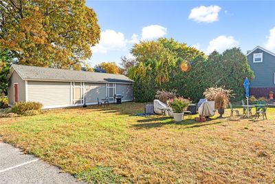 Backyard w/storage shed | Image 2