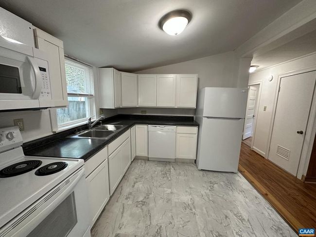 1616 Mulberry Ave, House other with 2 bedrooms, 1 bathrooms and null parking in CHARLOTTESVILLE VA | Image 5