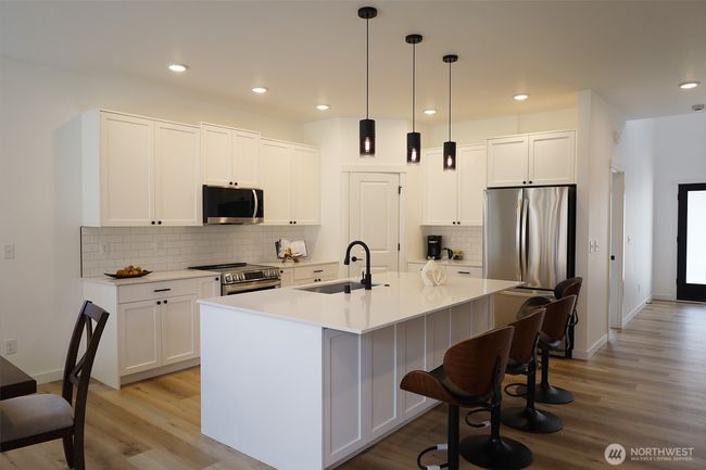 Kitchen | Image 7