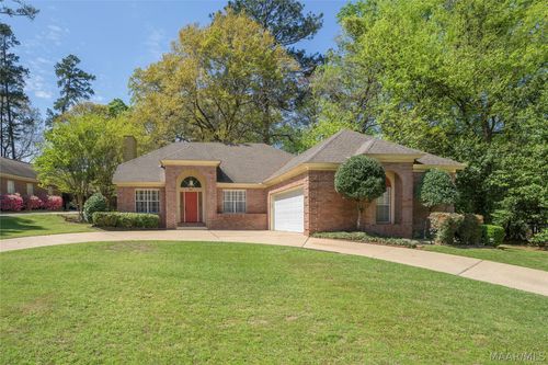 561 Pinetree Ln, Montgomery, AL, 36109-2325 | Card Image