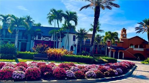 1807-8989 Cambria Cir, NAPLES, FL, 34113-3387 | Card Image