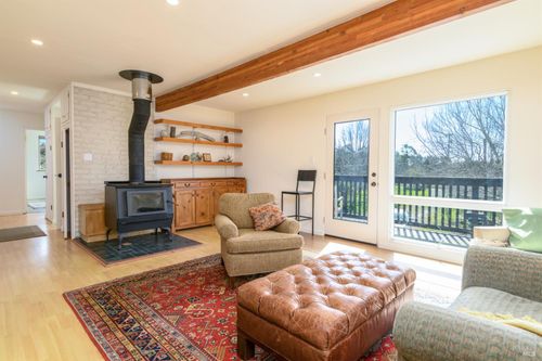 44120 Biaggi Rd, Manchester, CA, 95459 | Card Image