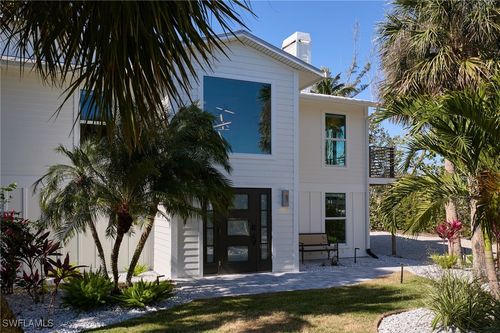 9455 Coventry Ct, SANIBEL, FL, 33957-4231 | Card Image