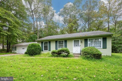 108 Cambridge Rd, Coatesville, PA, 19320-5516 | Card Image