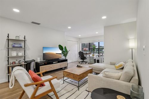 apt-6204-2926 S University Dr, Davie, FL, 33328-1407 | Card Image