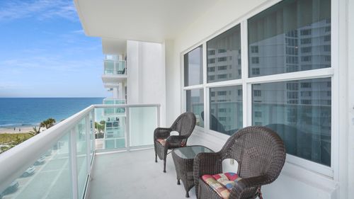 508-3550 Galt Ocean Dr, Fort Lauderdale, FL, 33308-6848 | Card Image