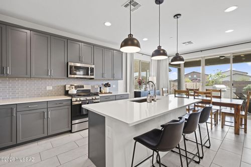 10599 W Walker Brown Dr, Marana, AZ, 85653-1392 | Card Image