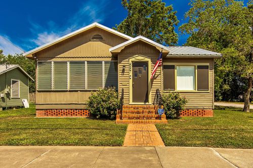 887 High St, Houma, LA, 70360-4713 | Card Image
