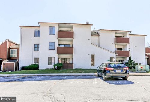 unit-301-810 Charlotte Way, ENOLA, PA, 17025-1519 | Card Image