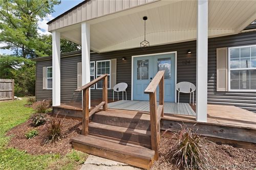 104 Cook St, Corydon, IN, 47112-1049 | Card Image