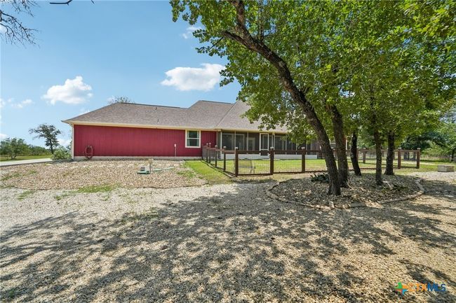 4049 Hickory Forrest Dr, Home with 3 bedrooms, 3 bathrooms and null parking in Seguin TX | Image 33