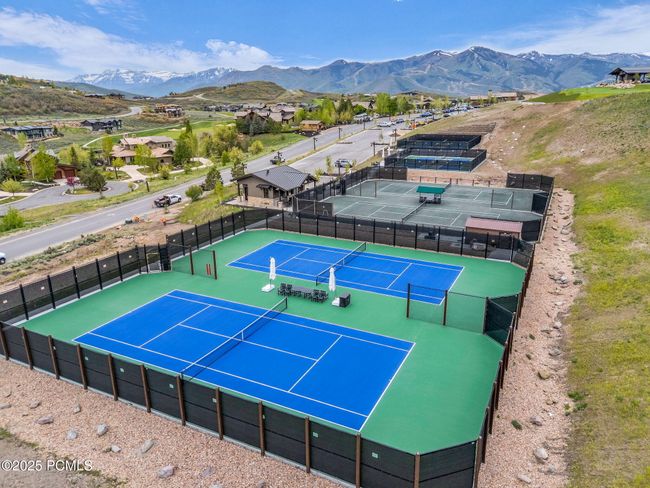 9452 N Vale View Cir, House other with 4 bedrooms, 6 bathrooms and null parking in Kamas UT | Image 41