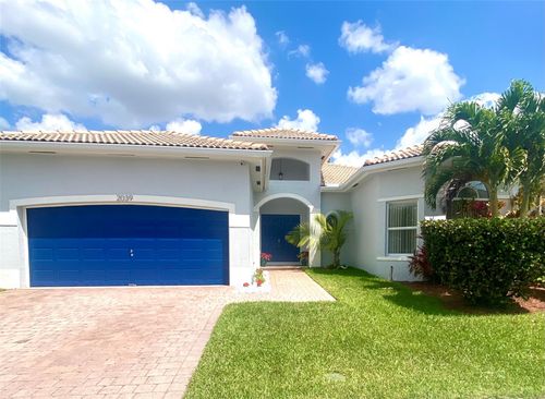 2039 Se 18th Ct, HOMESTEAD, FL, 33035-2620 | Card Image