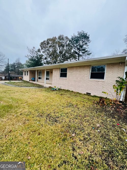 6463 Maddox Rd, Morrow, GA, 30260-2709 | Card Image