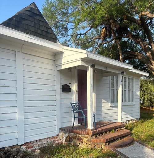 2601 W Cleveland St, TAMPA, FL, 33609-3214 | Card Image